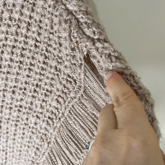 POL Distressed Oversized Mock Neck Sweater Size Medium - Picture 14 of 16